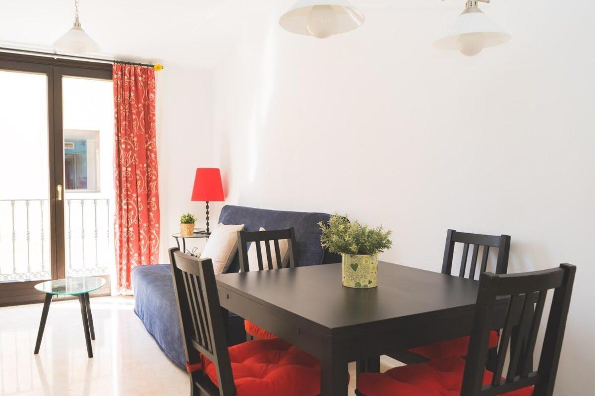 Centrico Apartamento En Calle Carreteria - Malaga Ngoại thất bức ảnh